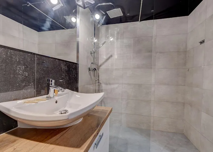 Apartment Allure Nautica 4*